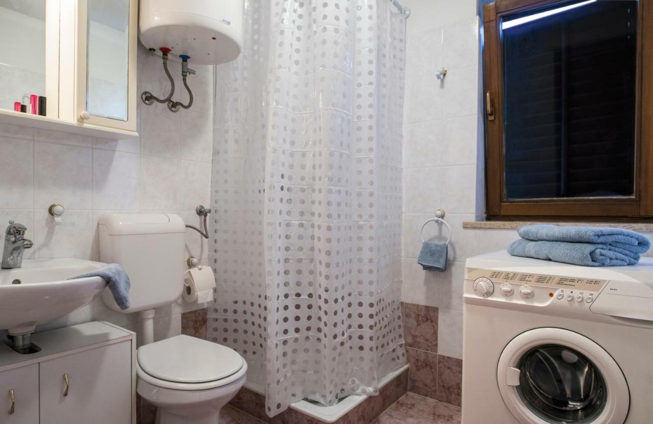 Lily Apartment Rabac Εξωτερικό φωτογραφία