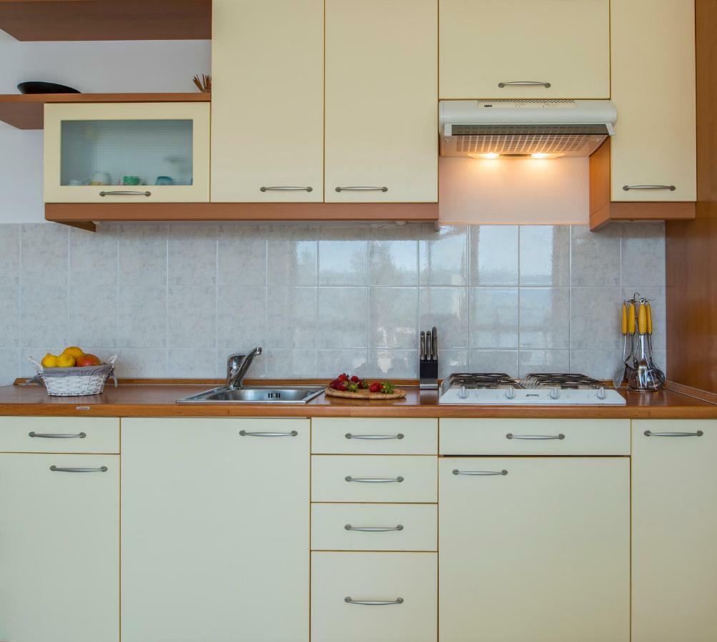 Lily Apartment Rabac Εξωτερικό φωτογραφία